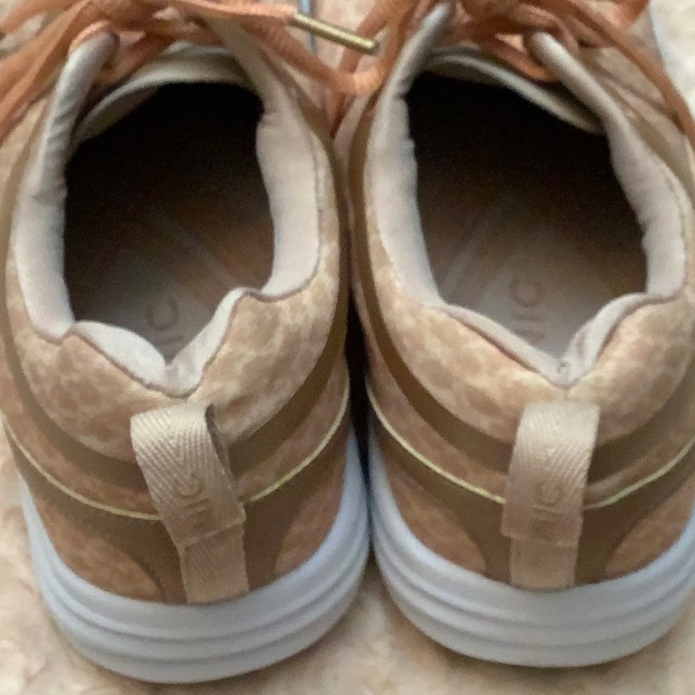 Vionic Running Sneakers Brown Python Orthotic Ins… - image 4